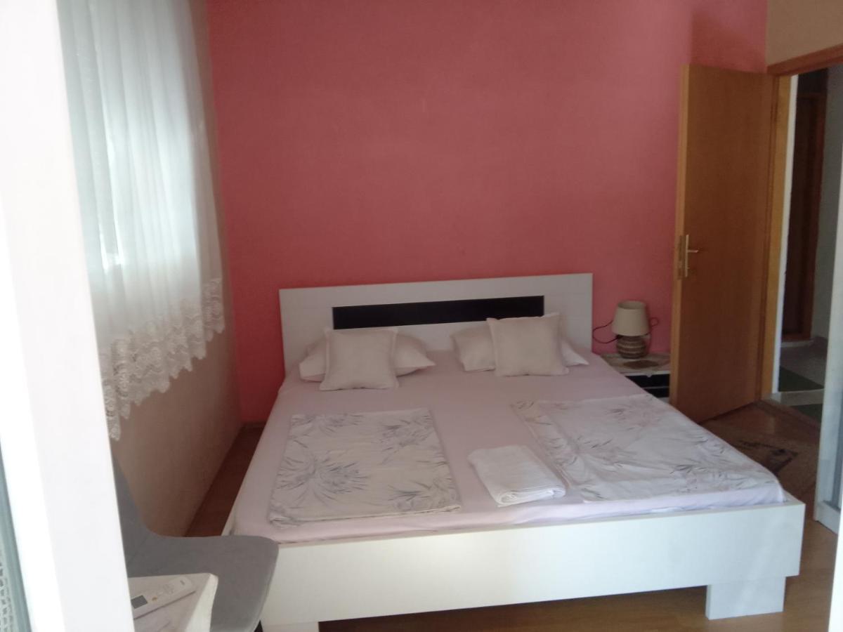 Biba Bed & Breakfast โมสตาร์ ภายนอก รูปภาพ